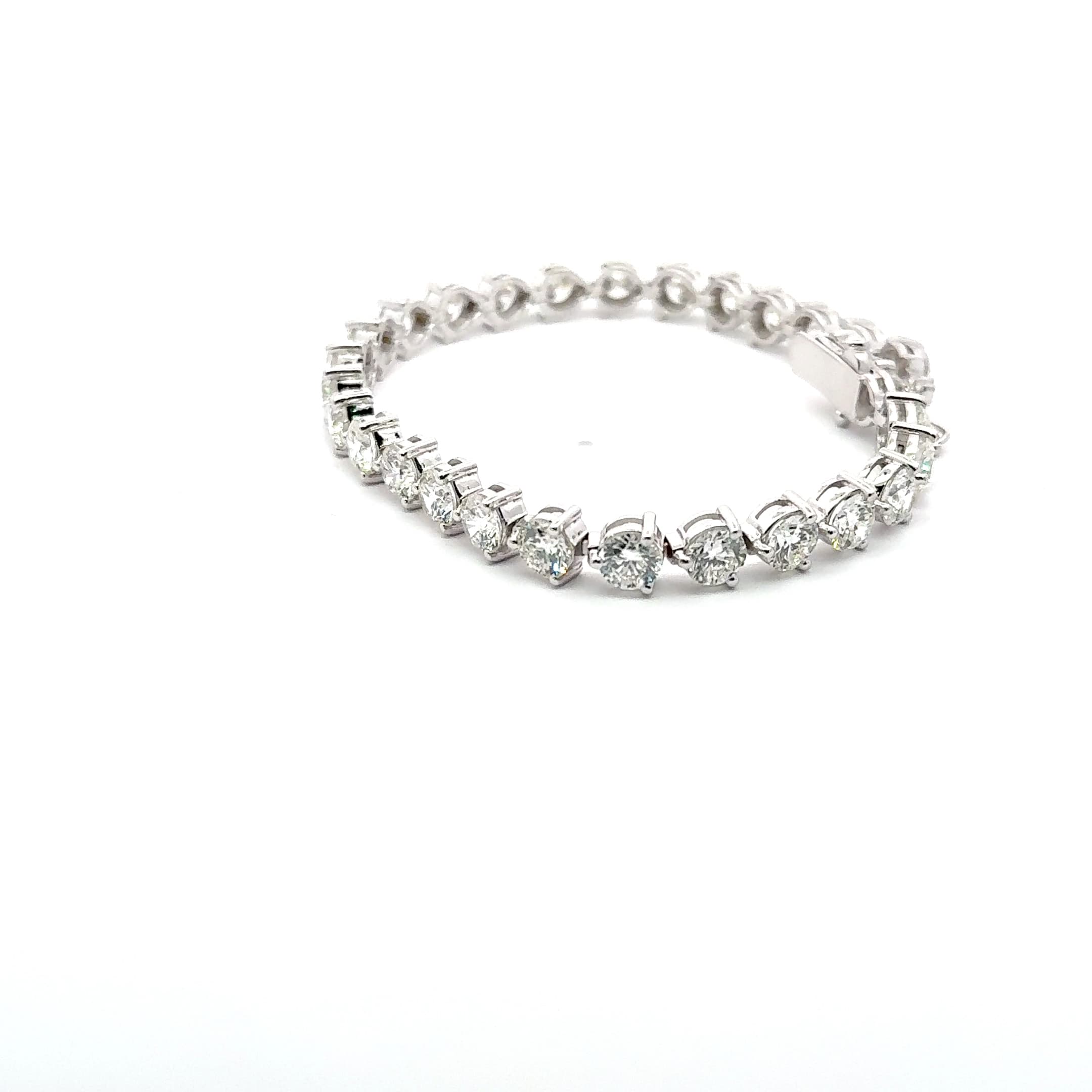 White Gold 15ct round tennis 3 prong 3