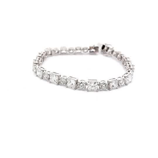 White Gold princess and round Diamond Tennis Bracelet
