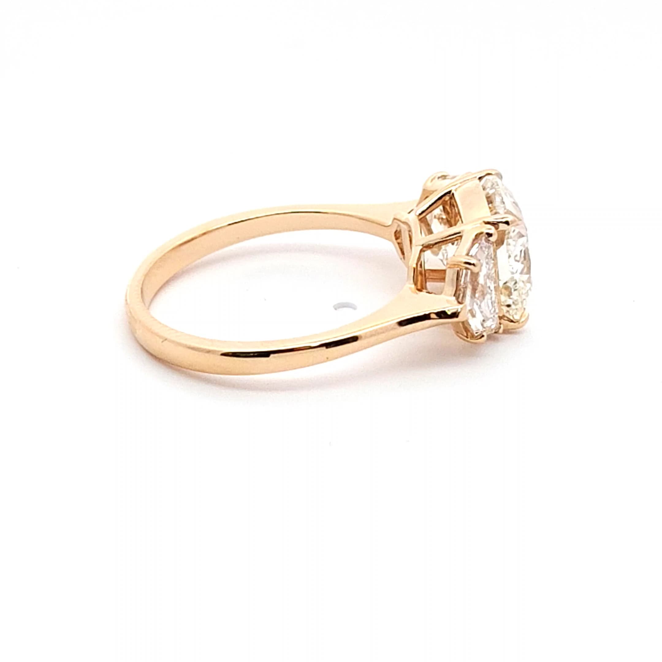 Yellow Gold Multistone Ring with Cushion Cut Diamond 5
