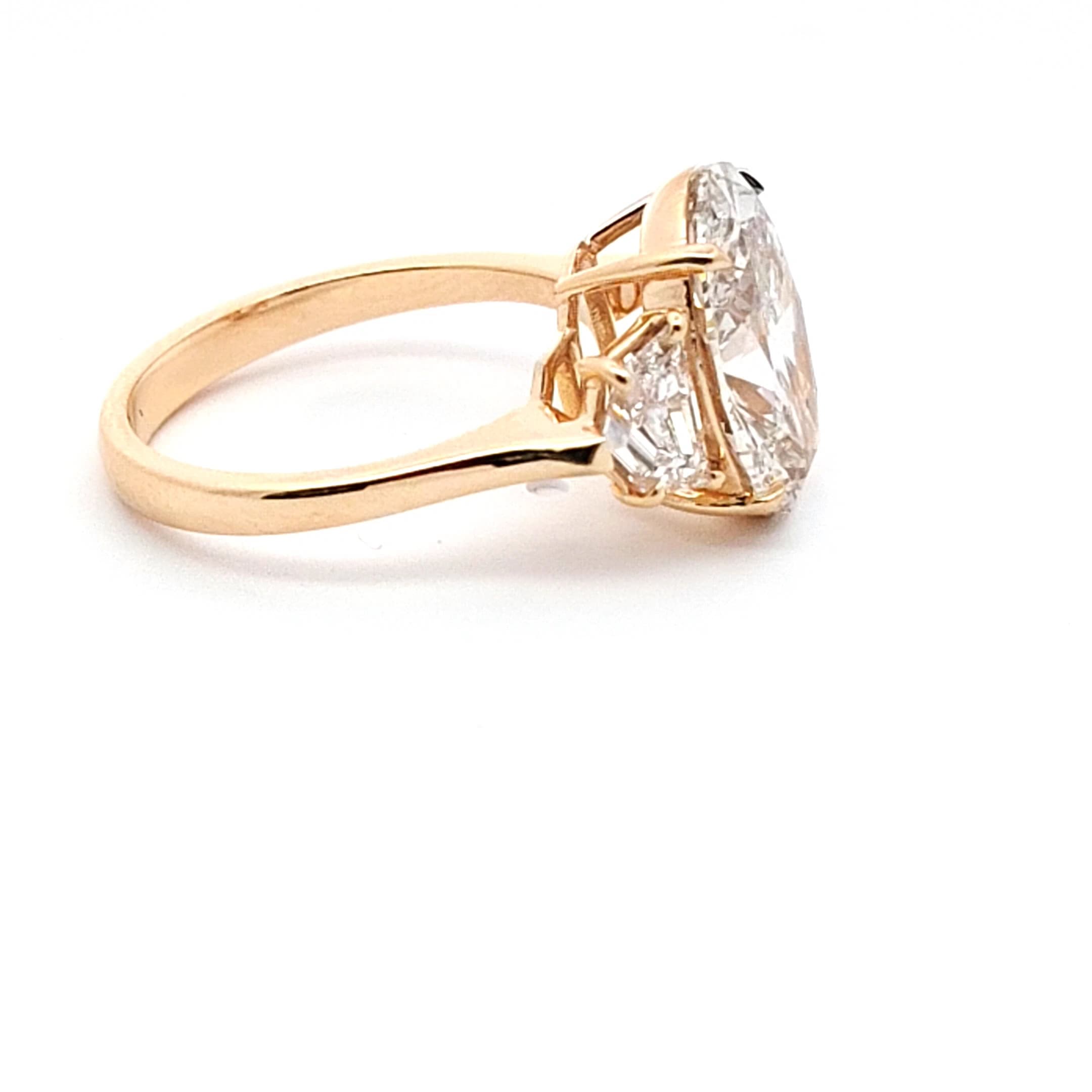 Yellow Gold Ring with Oval Cut Diamond and Accent Stones 5