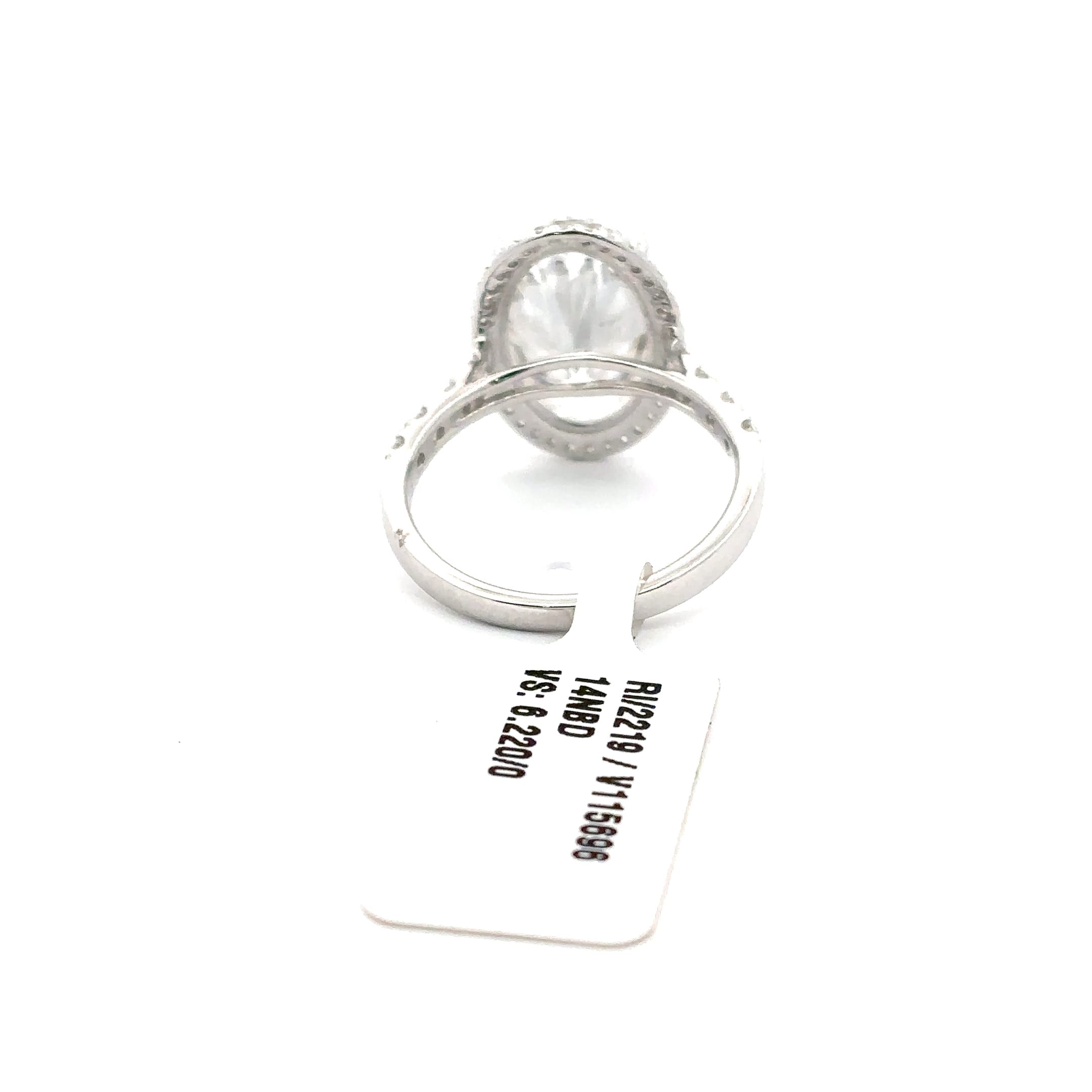 Oval Cut Diamond Halo Engagement Ring 4
