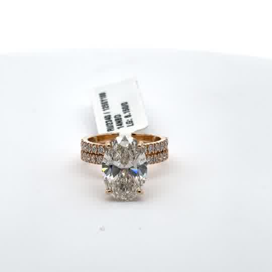 Rose Gold Engagement Ring with Oval Cut Diamond