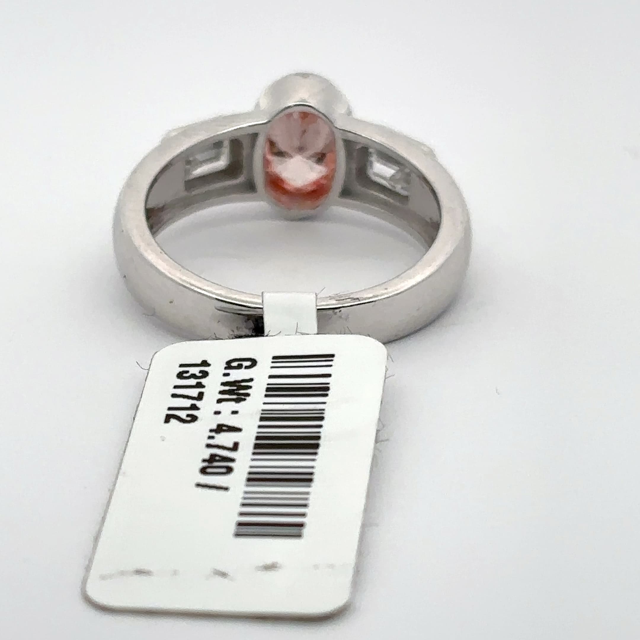 Multistone Ring with Oval Cut Diamond 4