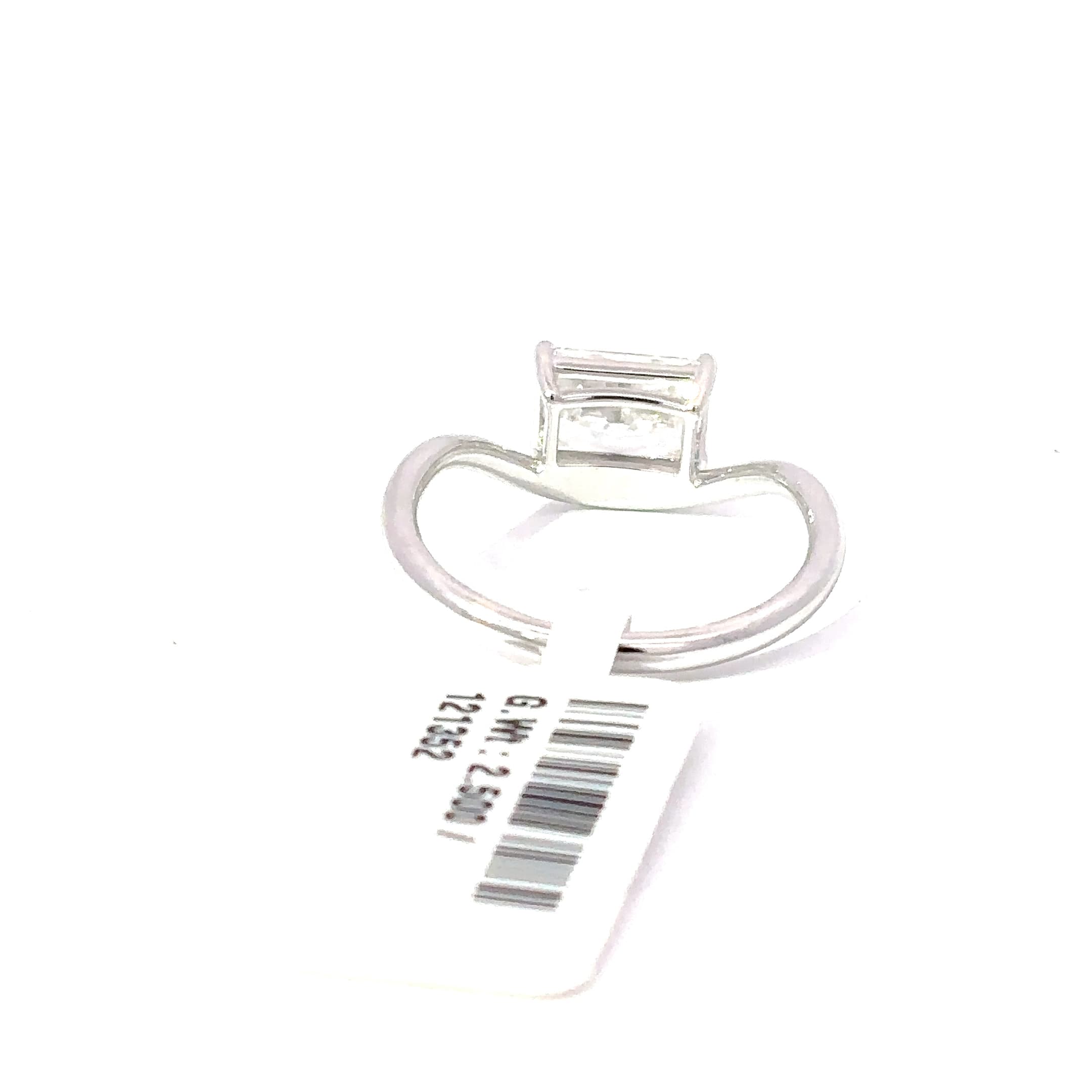 Solitaire Ring with Cushion Cut Diamond 4