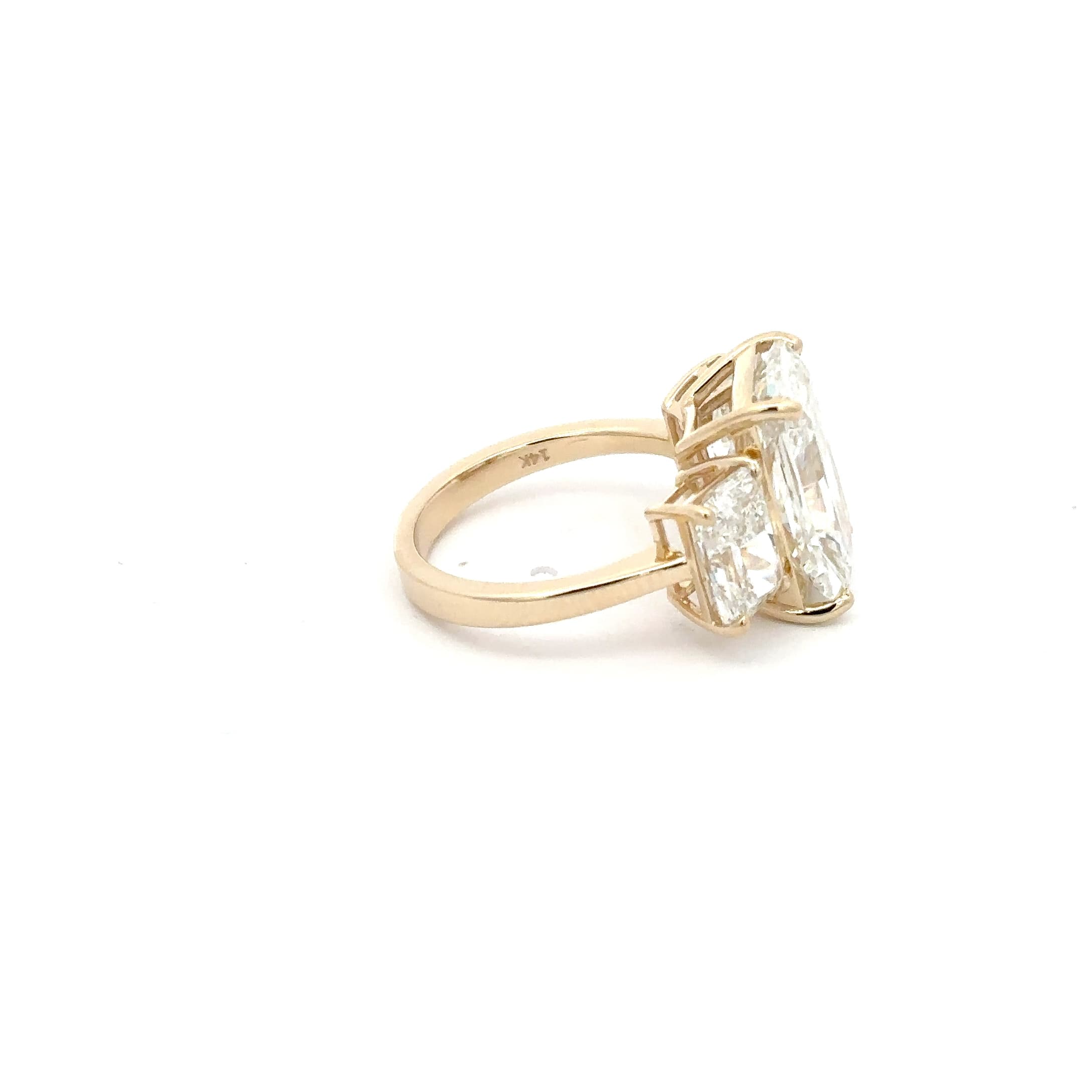 Radiant Cut Diamond Three-Stone Yellow Gold Ring 5