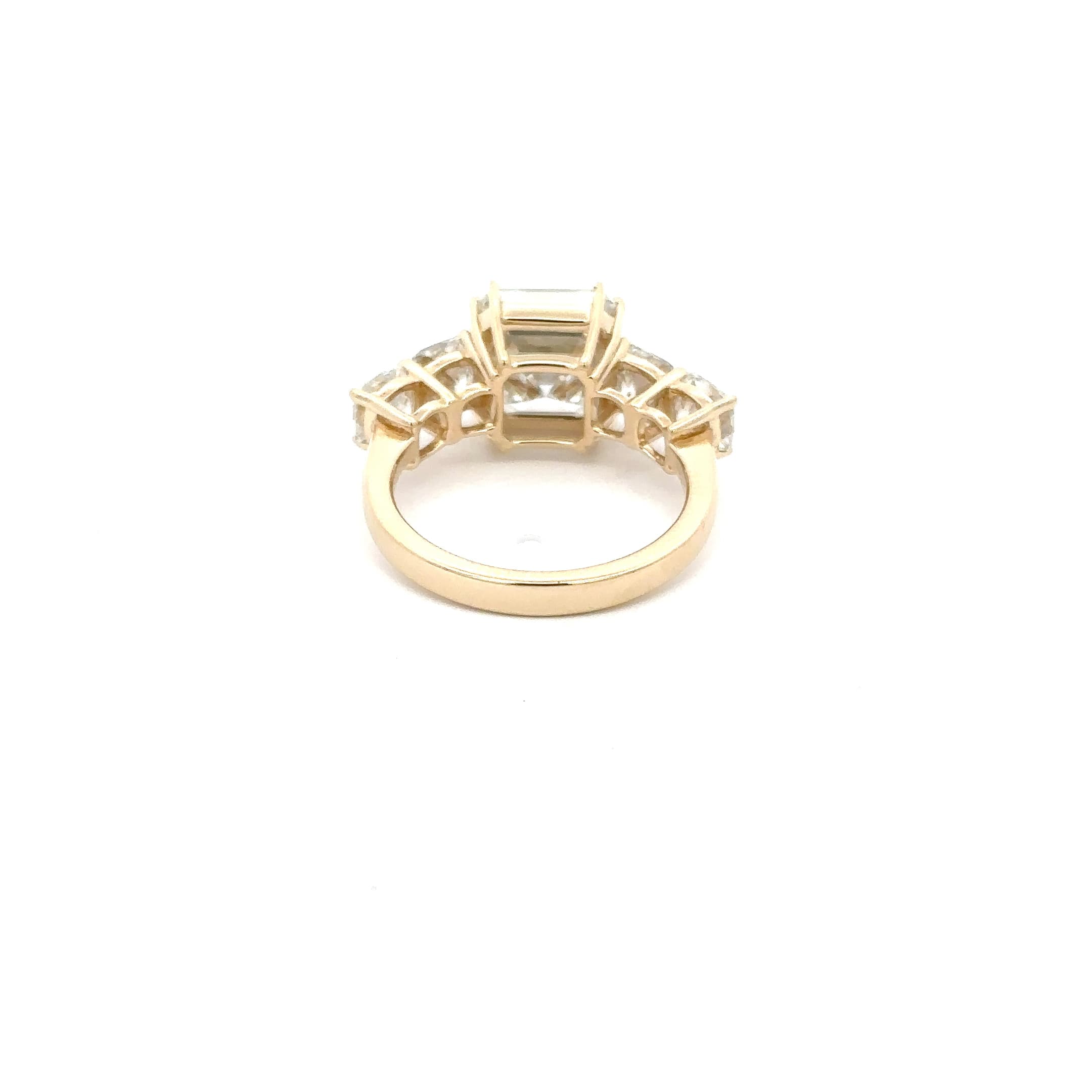 Yellow Gold Multistone Ring with Square Step Cut Diamond 4