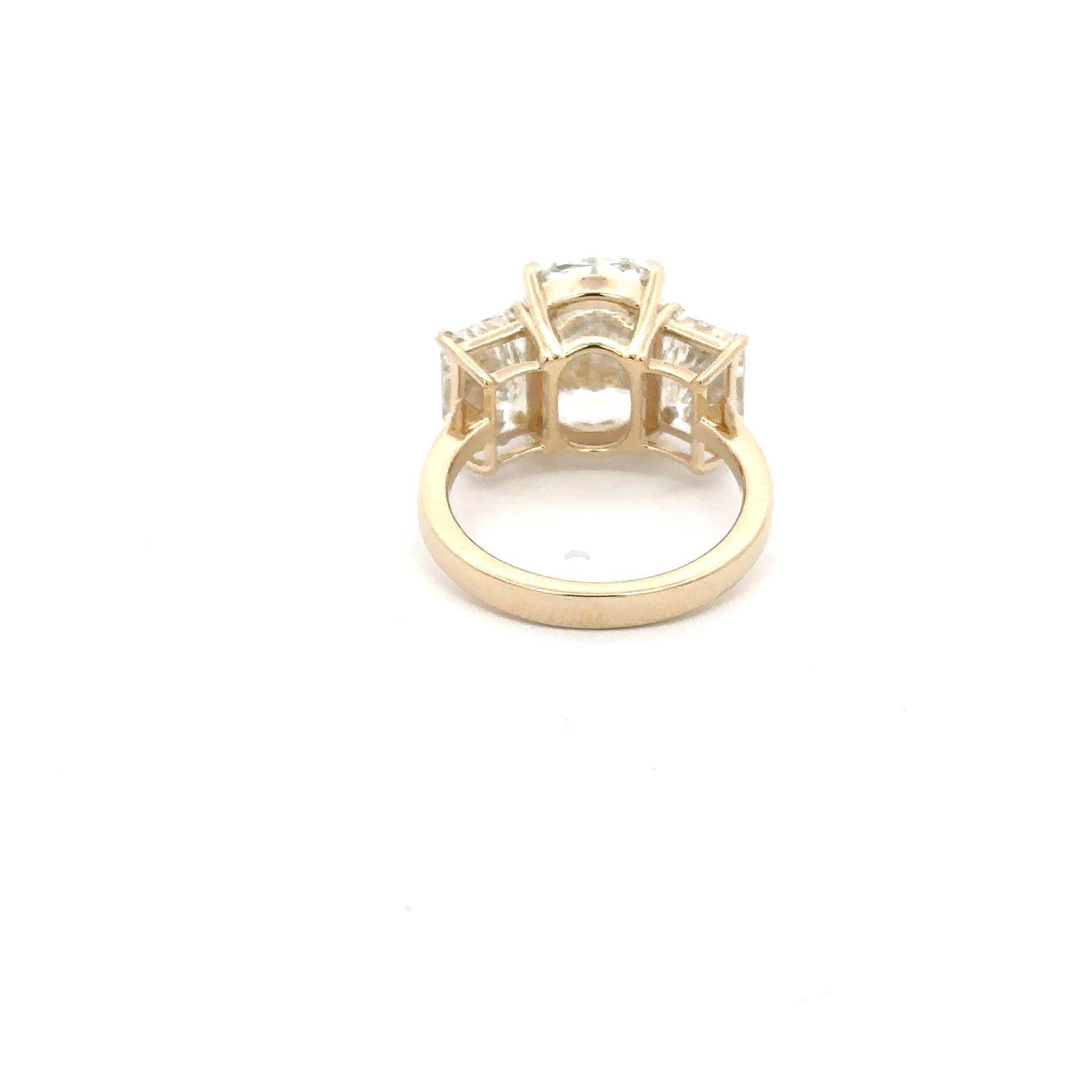 Cushion Cut Diamond Multistone Ring in Yellow Gold 4