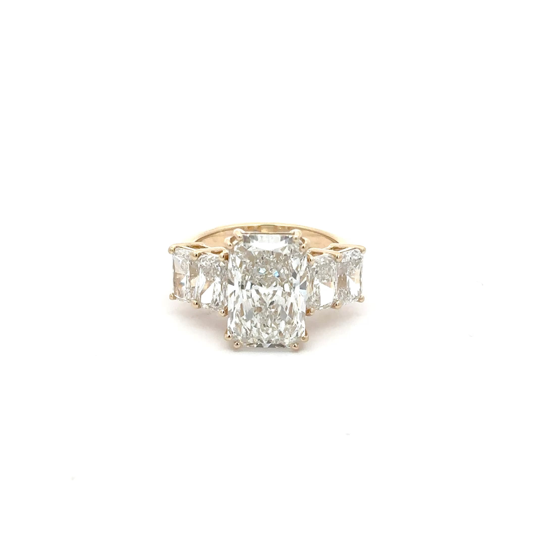 Yellow Gold Multistone Ring with Radiant Cut Diamond 2