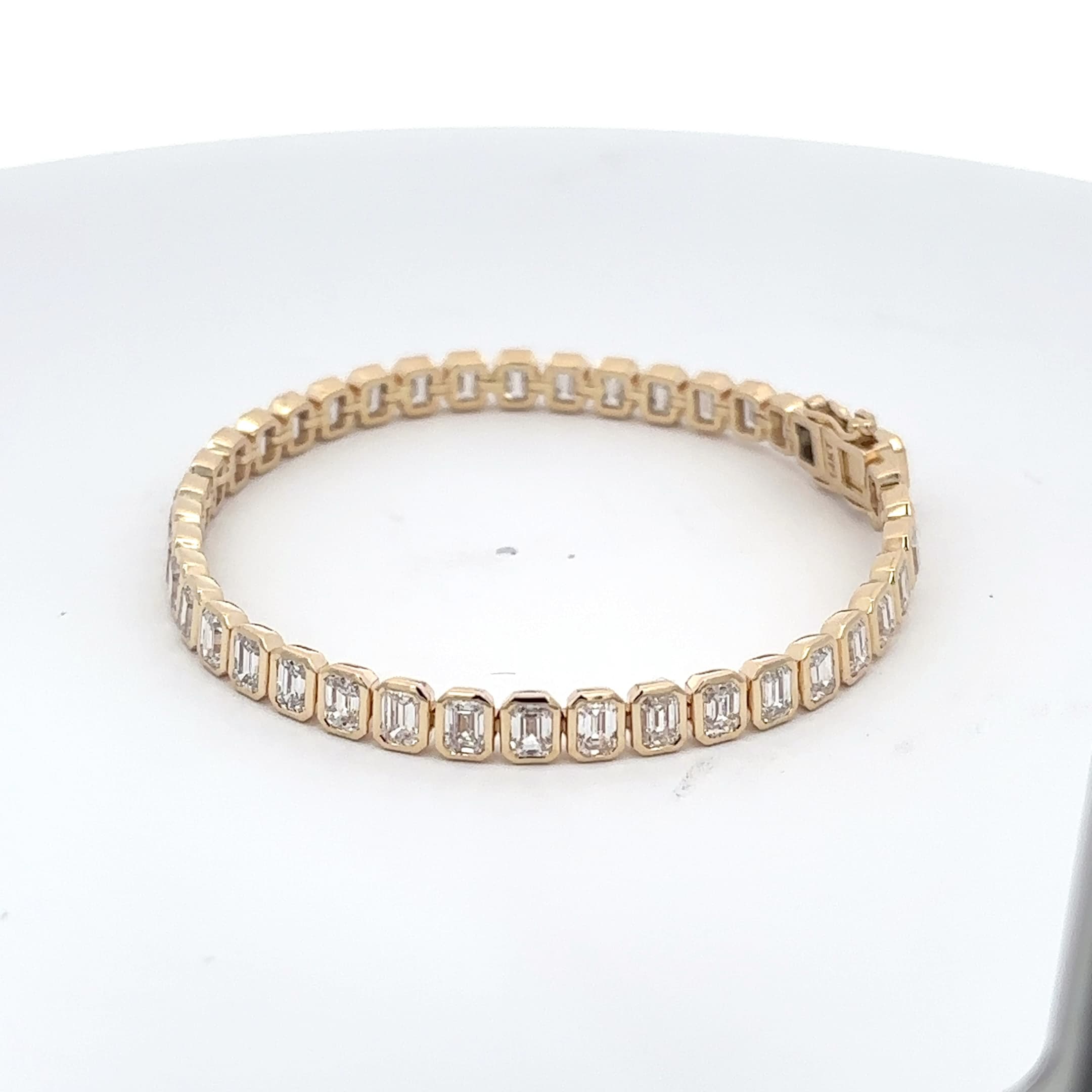 Yellow Gold Emerald Cut Diamond Bezel Tennis Bracelet 3