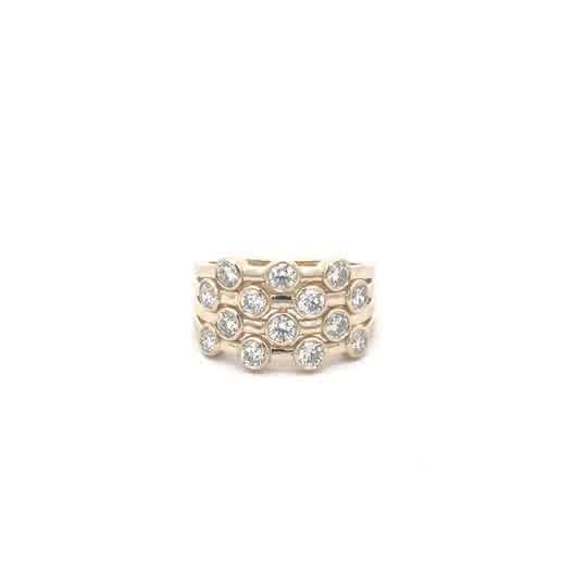 Yellow Gold Multistone Ring with Round Brilliant Cut Diamonds