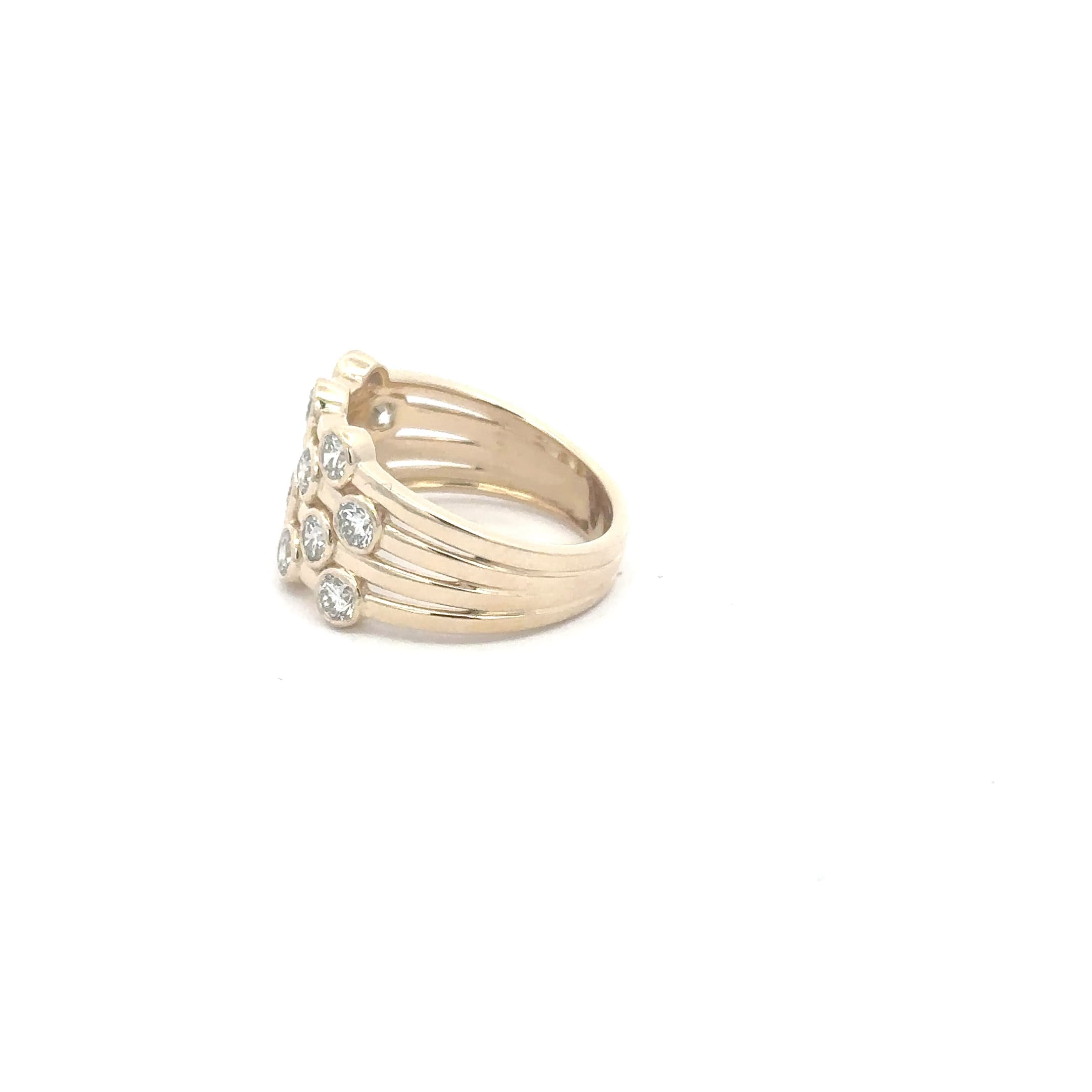 Yellow Gold Multistone Ring with Round Brilliant Cut Diamonds 3