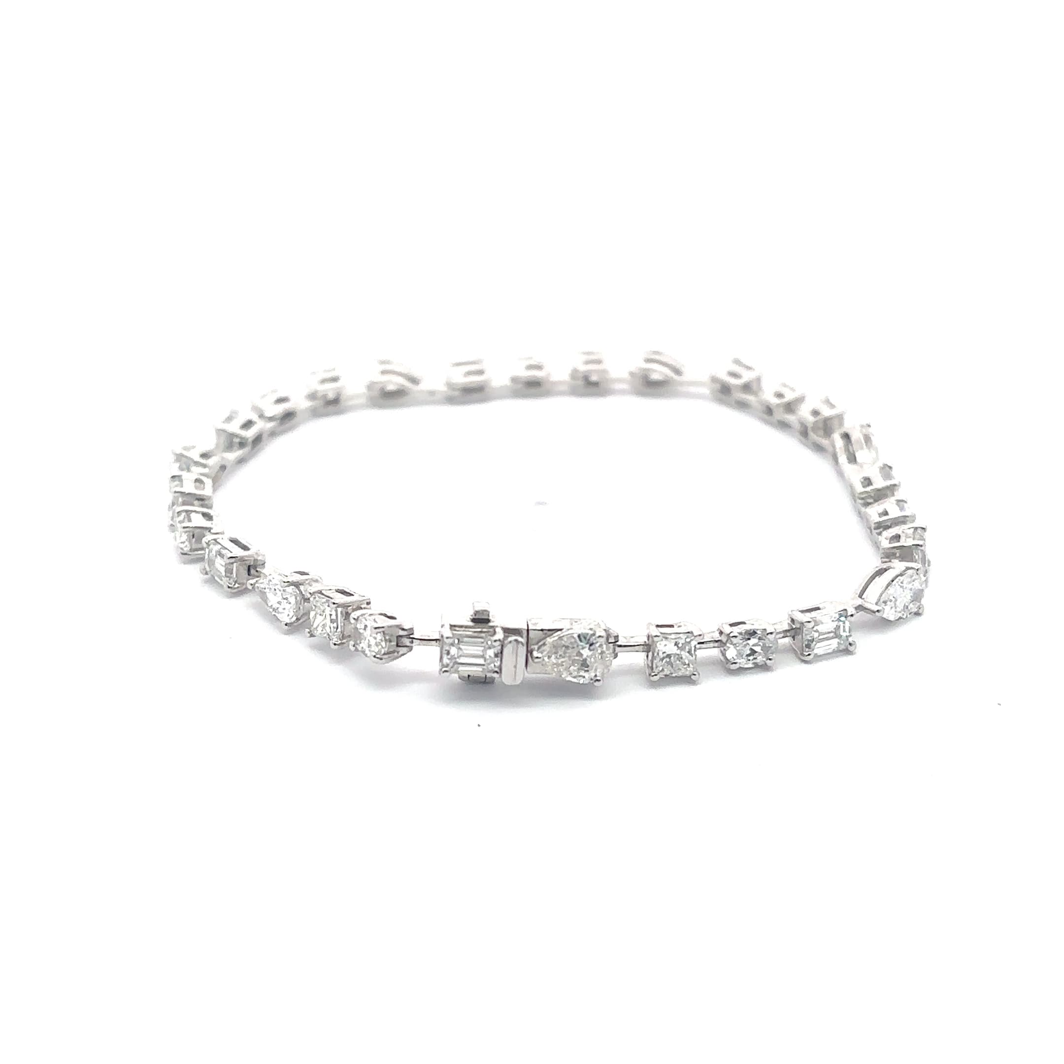 Tennis Bracelet with fancy mix shapes Diamonds in White Gold 4