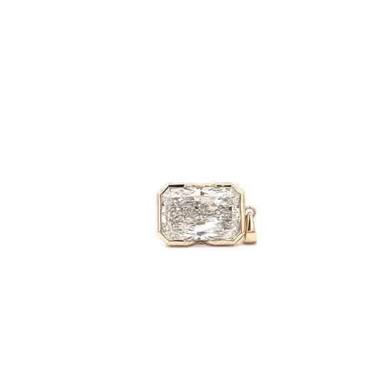 Yellow Gold Pendant with Emerald Cut Diamond