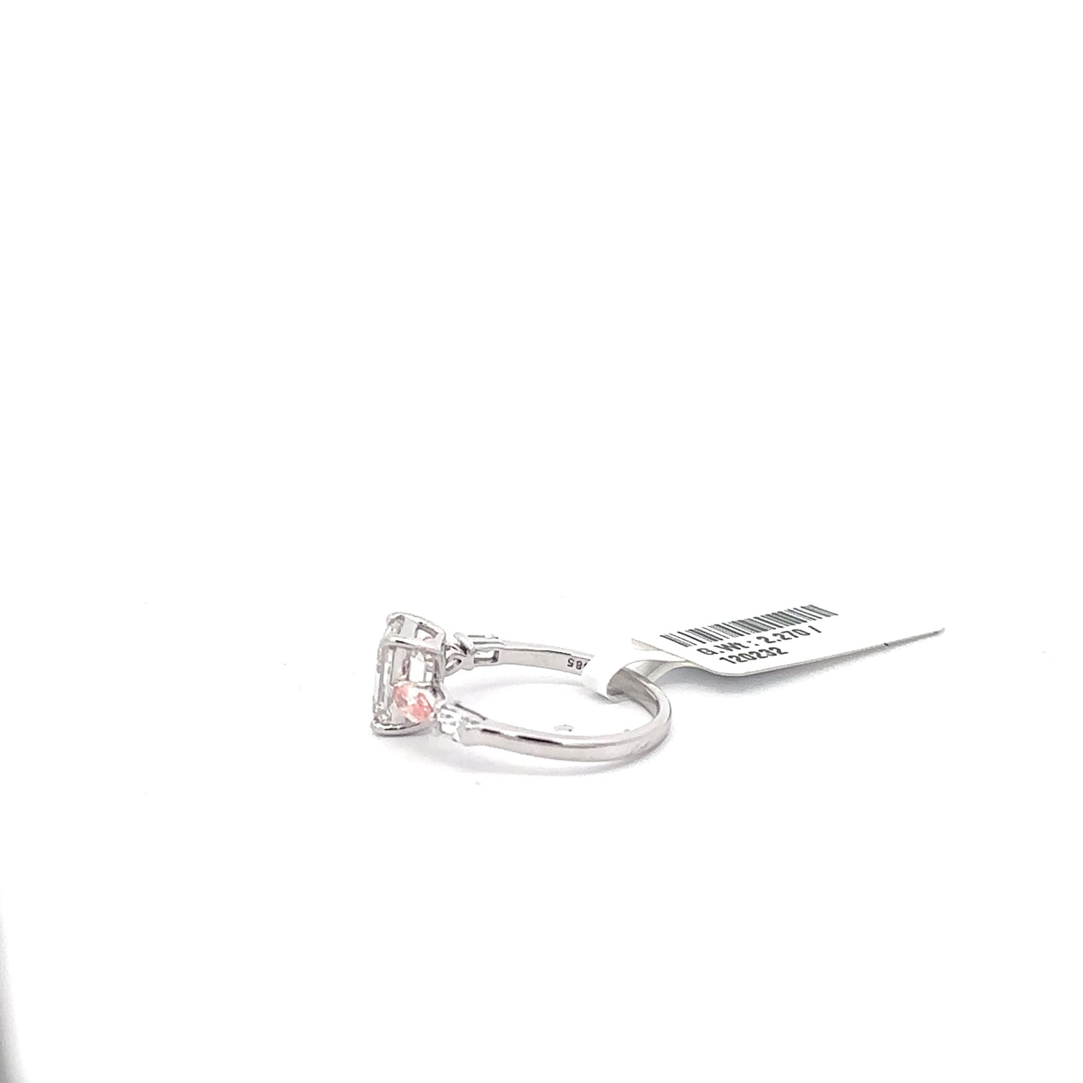 White Gold Multistone Ring with Emerald Cut Diamond 3