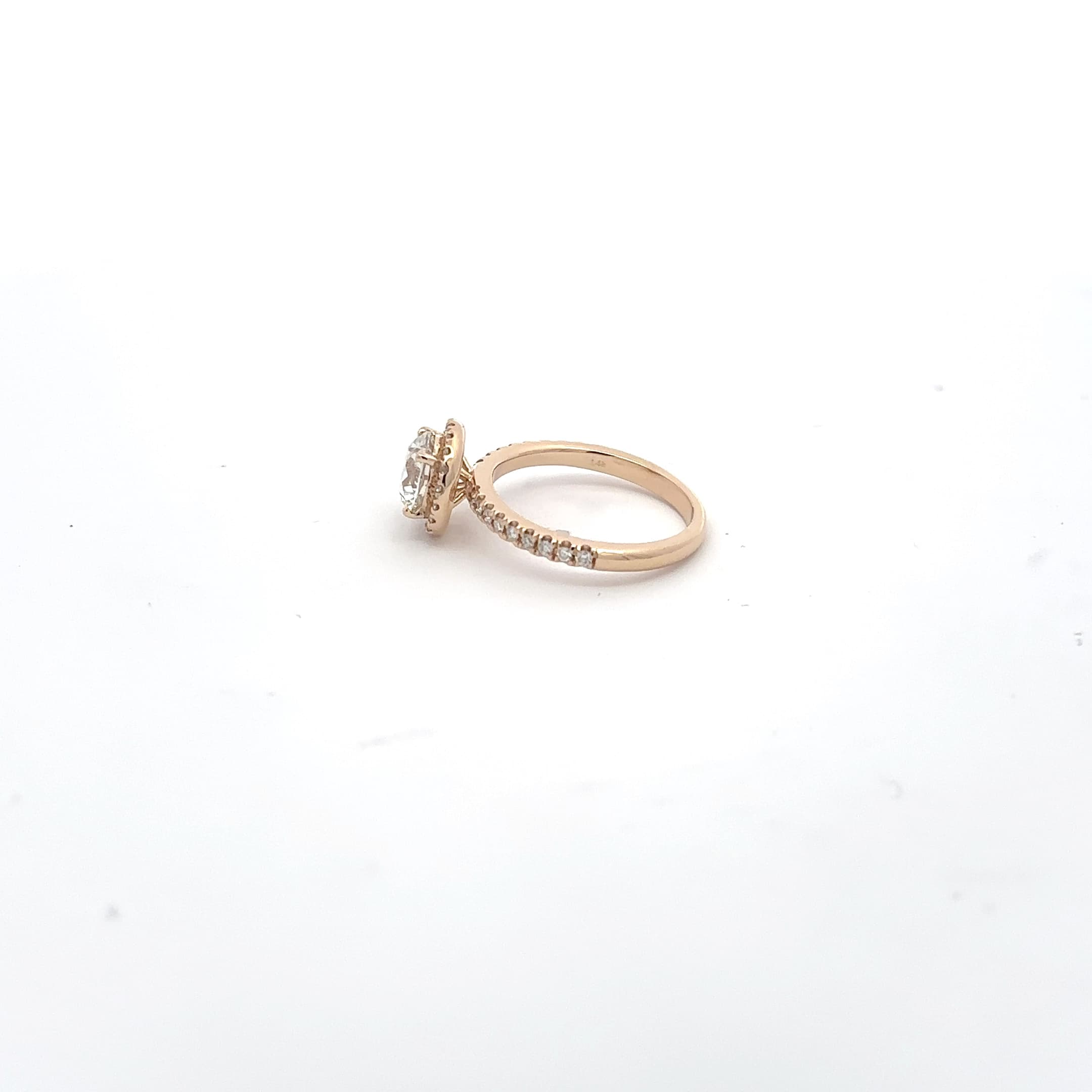 Yellow Gold Engagement Ring with Round Brilliant Diamond 3