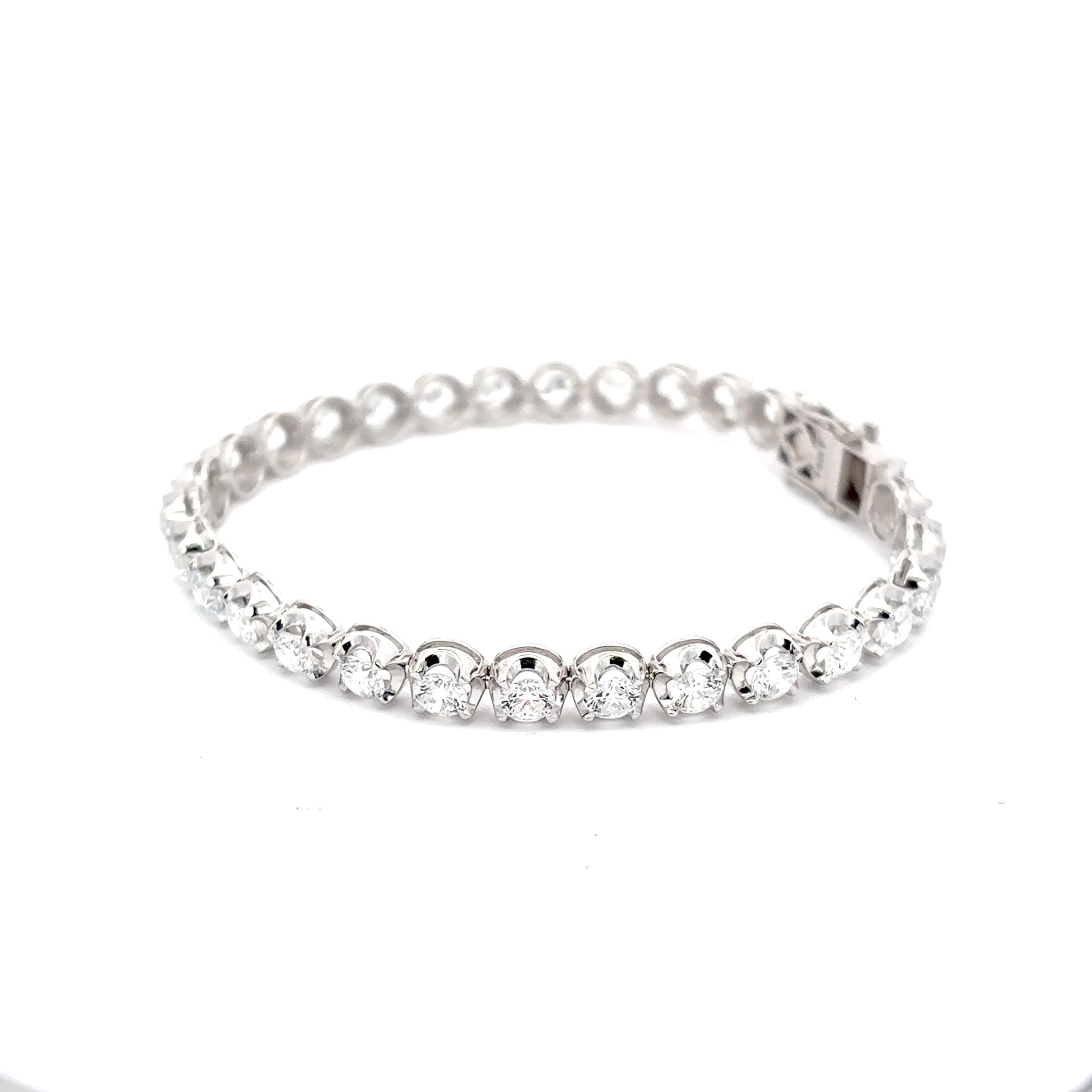 Tennis Bracelet in crown setting 14K White Gold 4