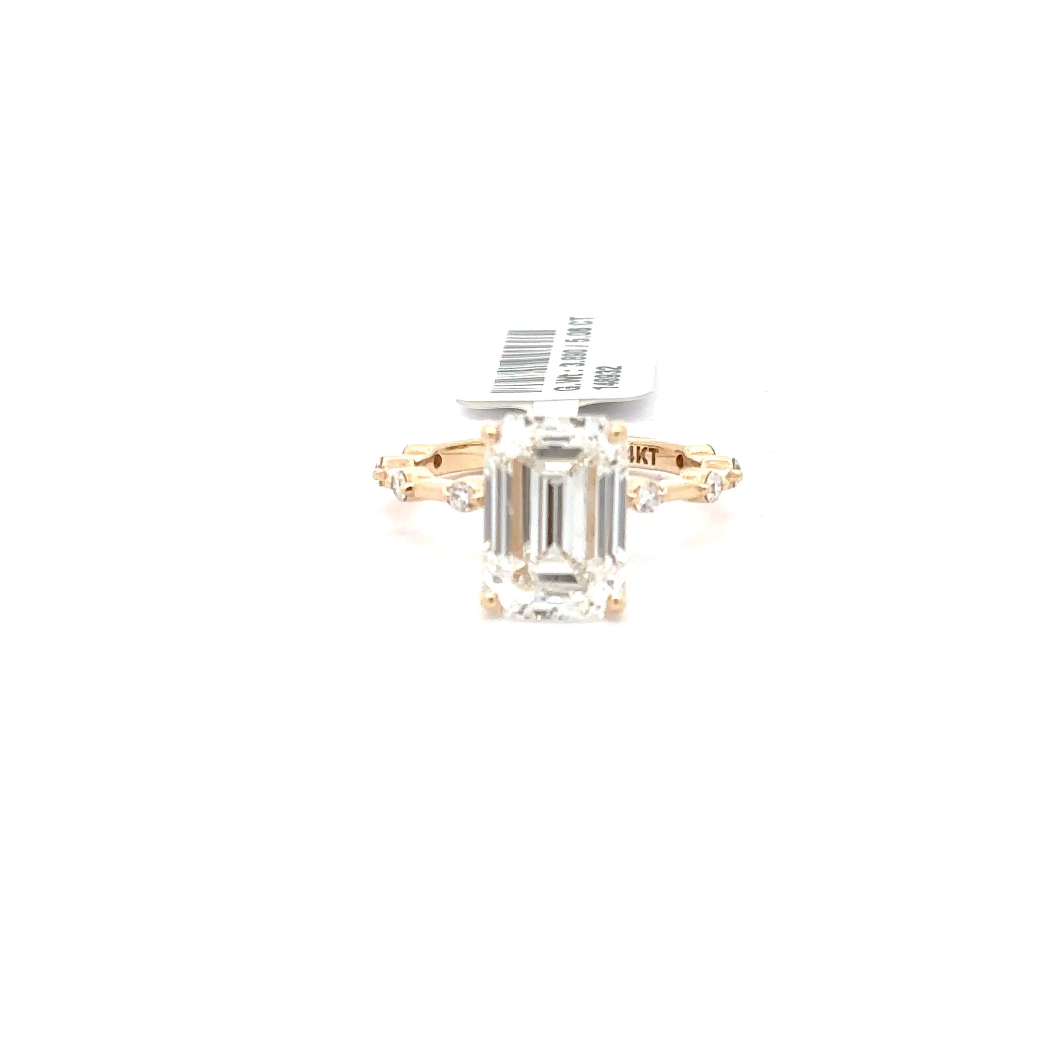 Yellow Gold Multistone Ring with Emerald Cut Diamond 2