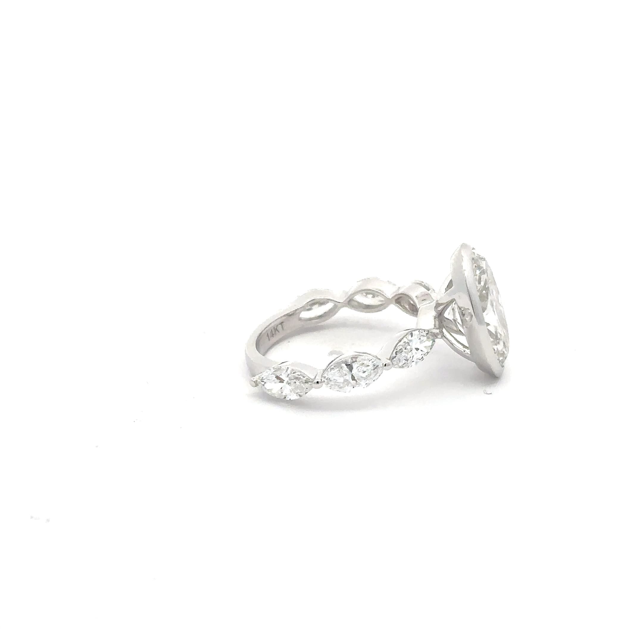 Oval Brilliant Cut Diamond Engagement Ring in 18k White Gold 5