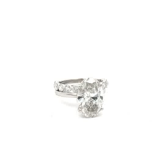 Oval Brilliant Cut Diamond Solitaire Engagement Ring in Polished White Gold