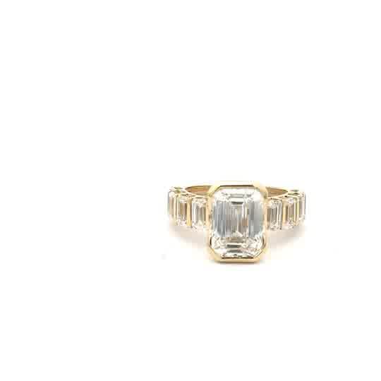 Emerald Cut Diamond Multi-Stone Ring in Polished Yellow Gold