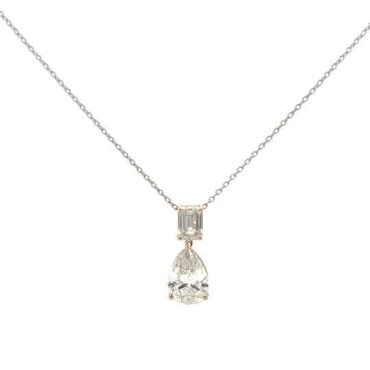 Elegant Pear Cut Brilliant Diamond Pendant in Polished White Gold