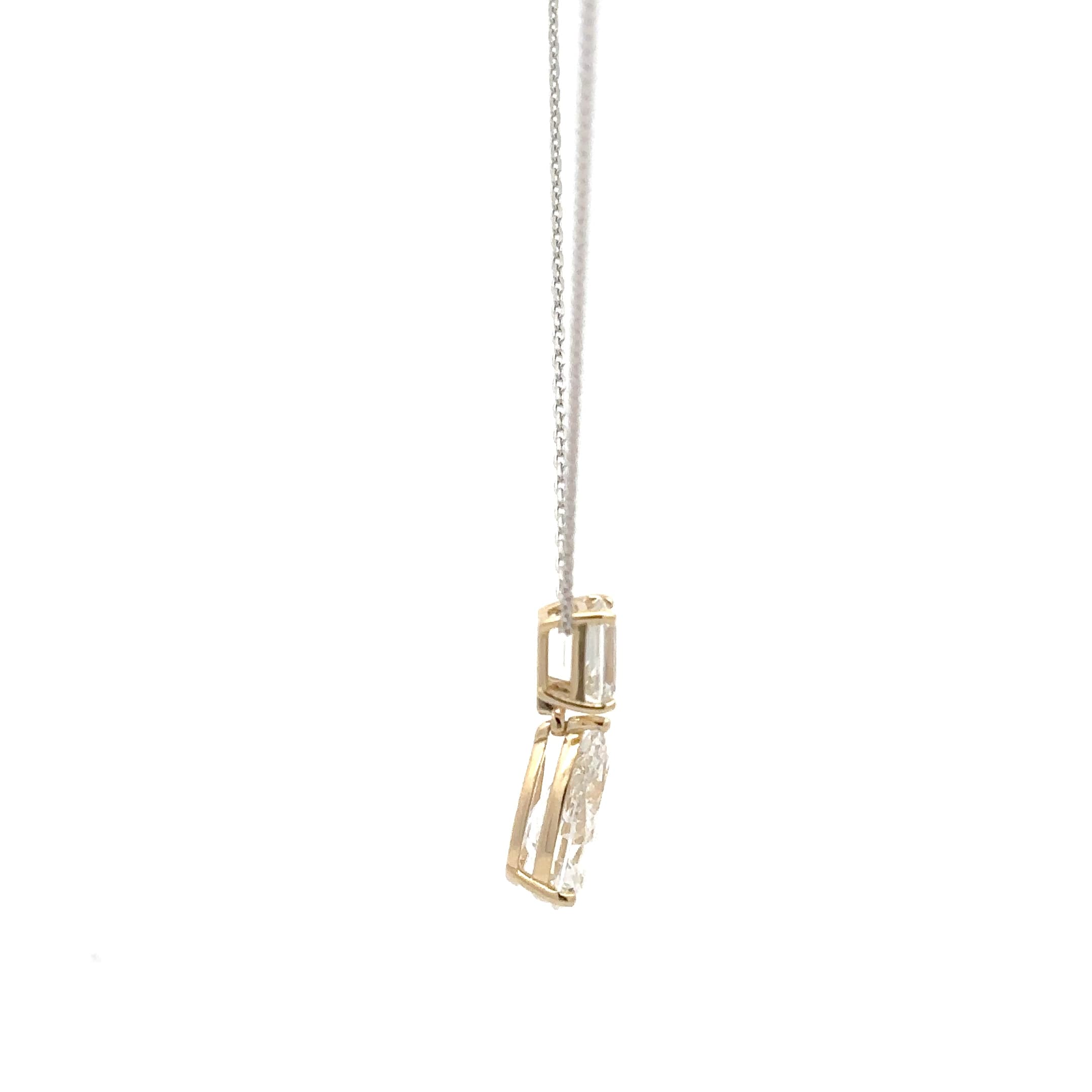 Elegant Pear Cut Brilliant Diamond Pendant in Polished White Gold 5