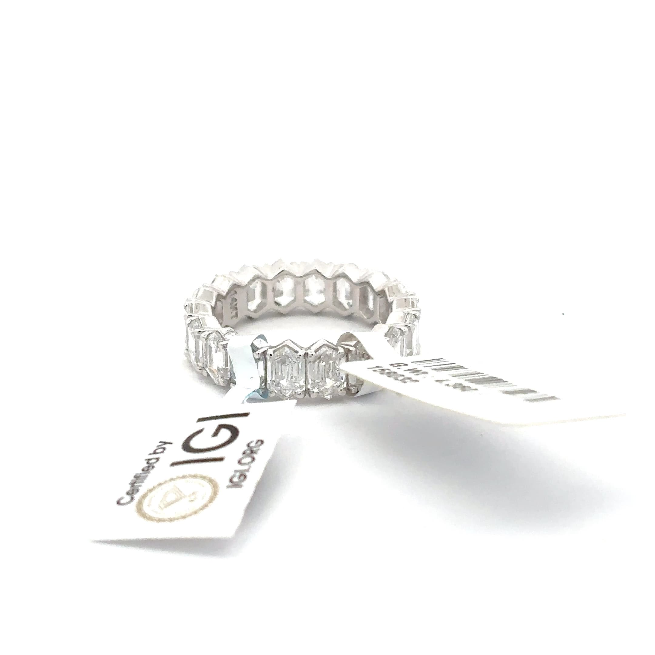 White Gold Emerald-Cut Diamond Eternity Ring 4