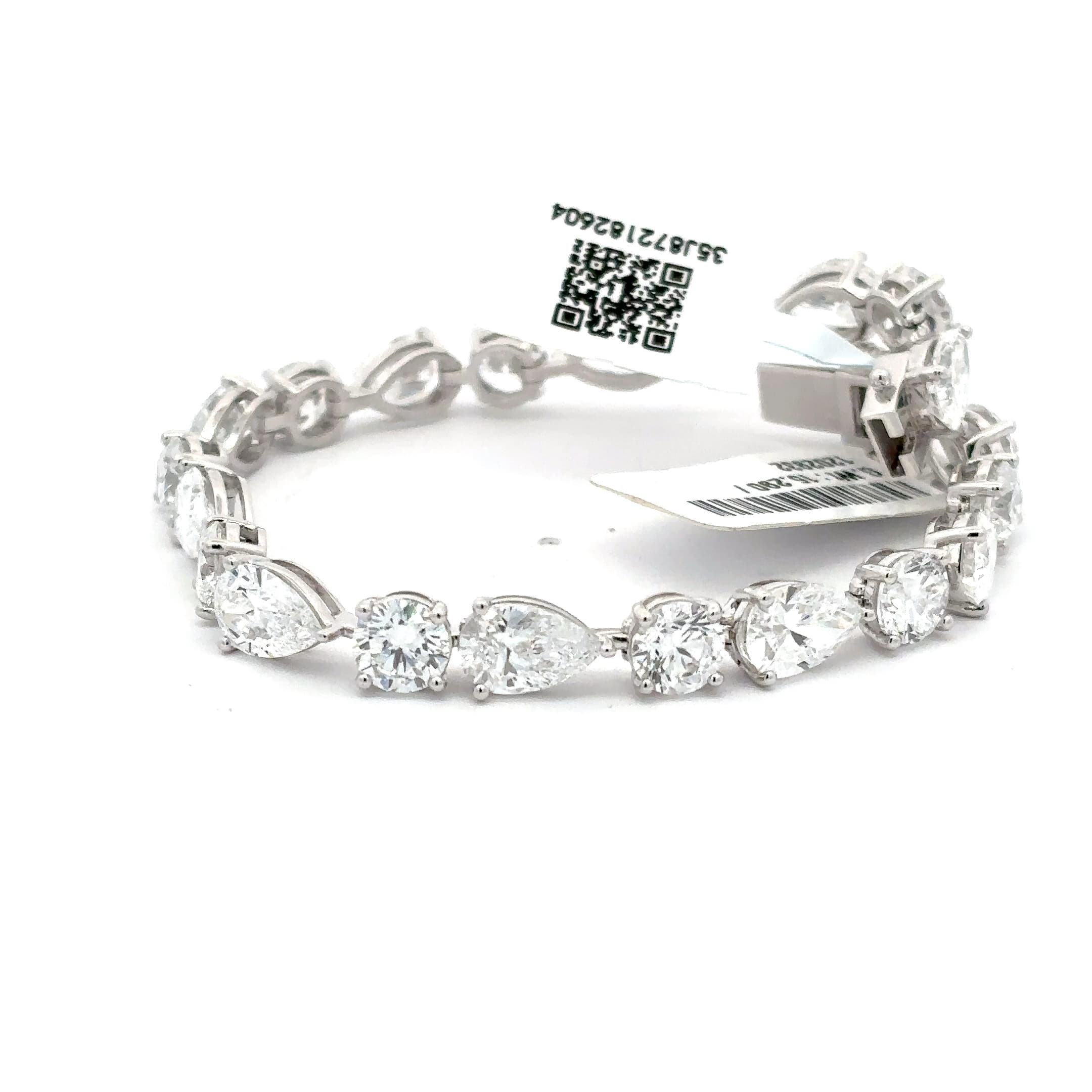 Alternating Pear and Round Diamond Tennis Bracelet in White Gold 3