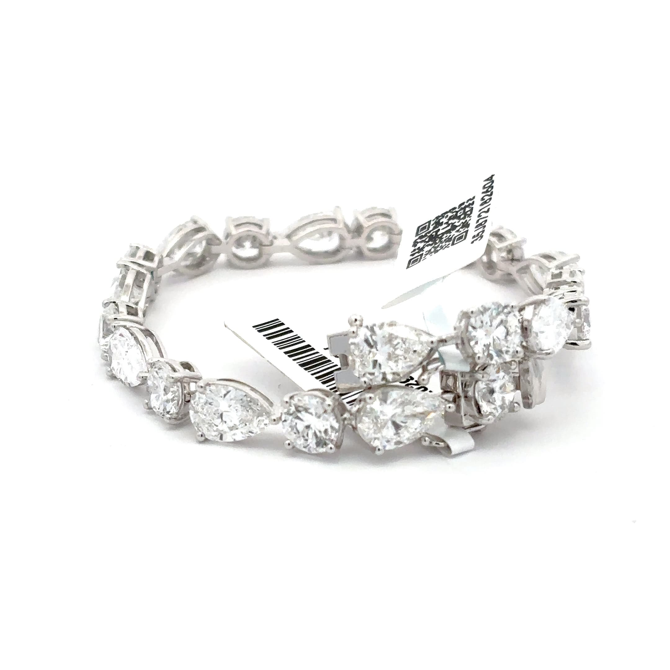 Alternating Pear and Round Diamond Tennis Bracelet in White Gold 4