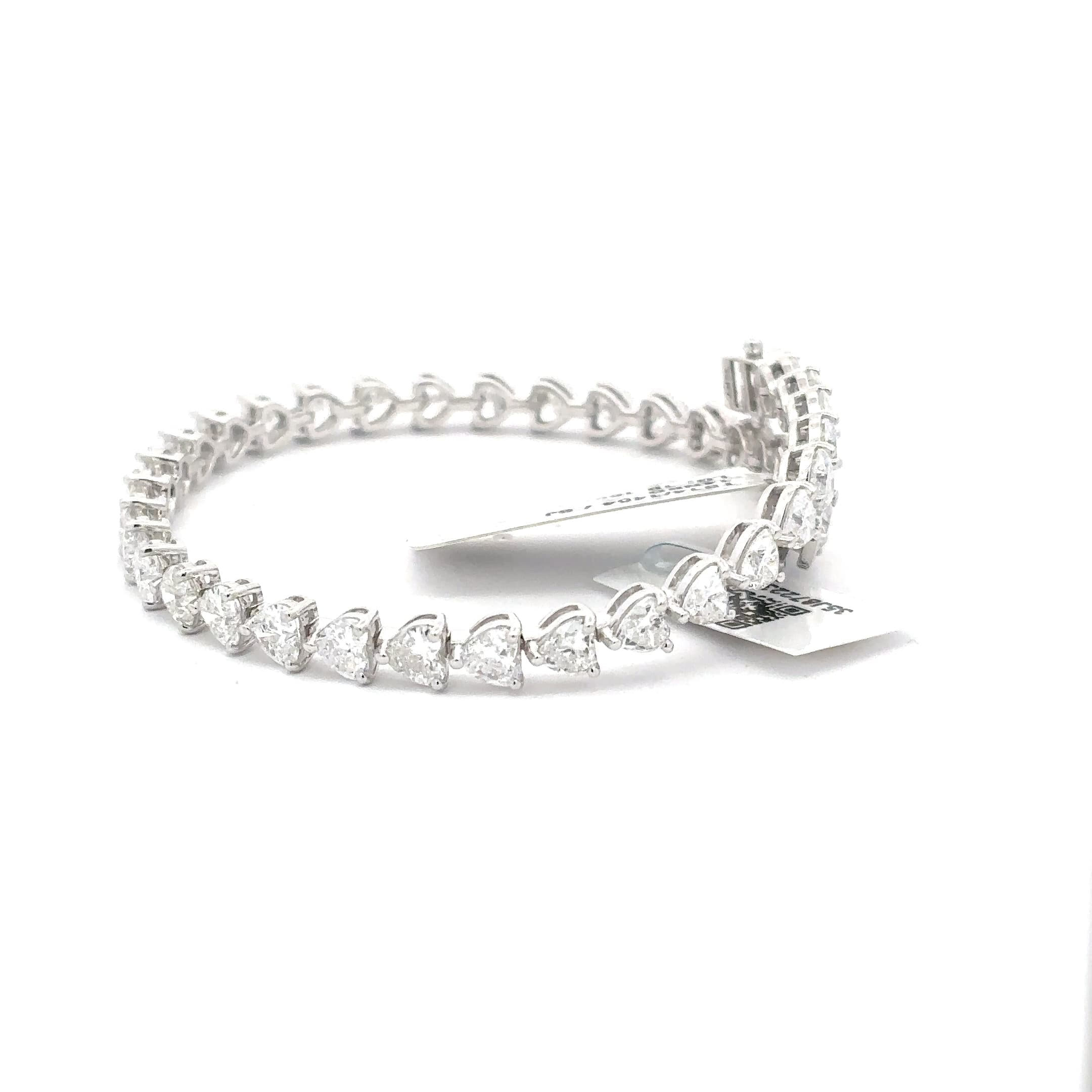 White Gold Heart-Cut Diamond Tennis Bracelet 3