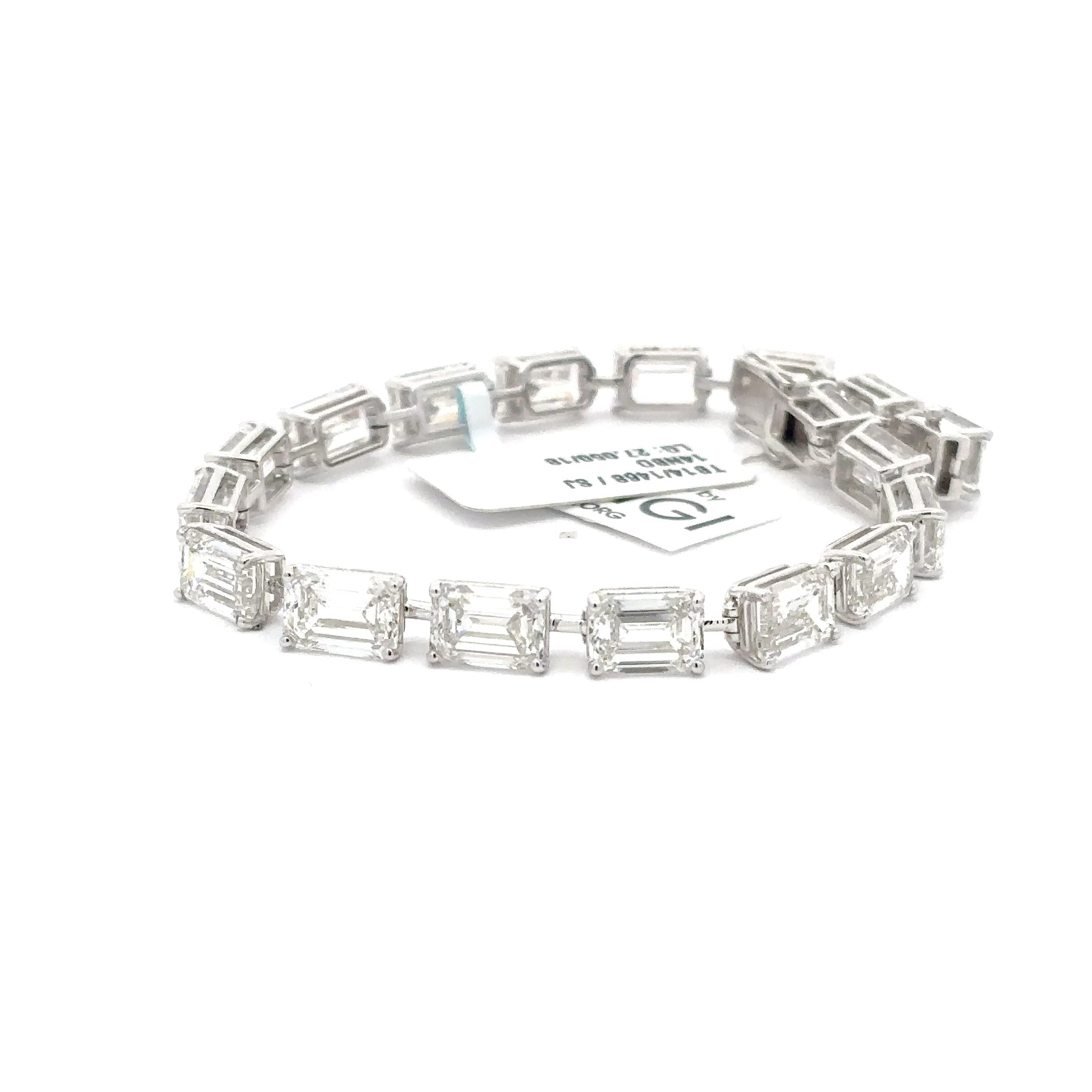 White Gold Emerald-Cut Diamond Tennis Bracelet 3