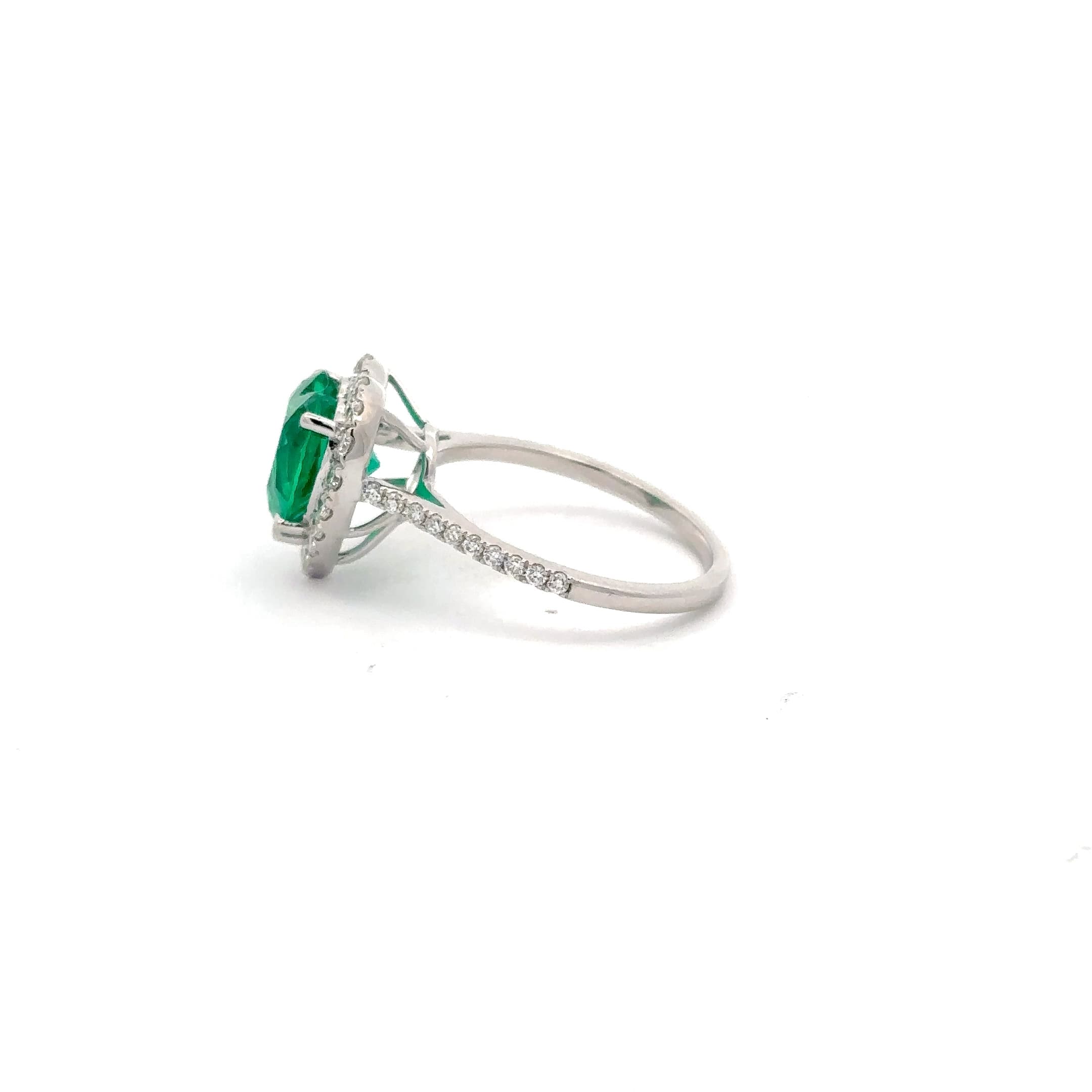 Heart-Shaped Emerald Halo Ring in White Gold 3