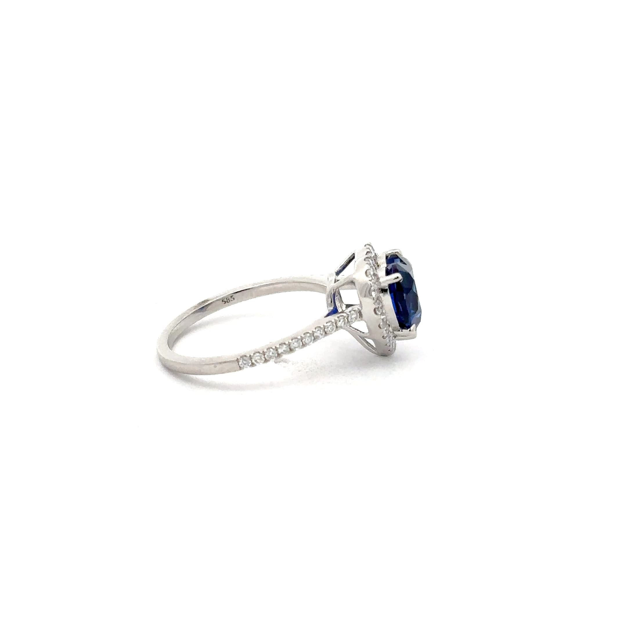 Heart-Shaped Sapphire Halo Ring in White Gold 5