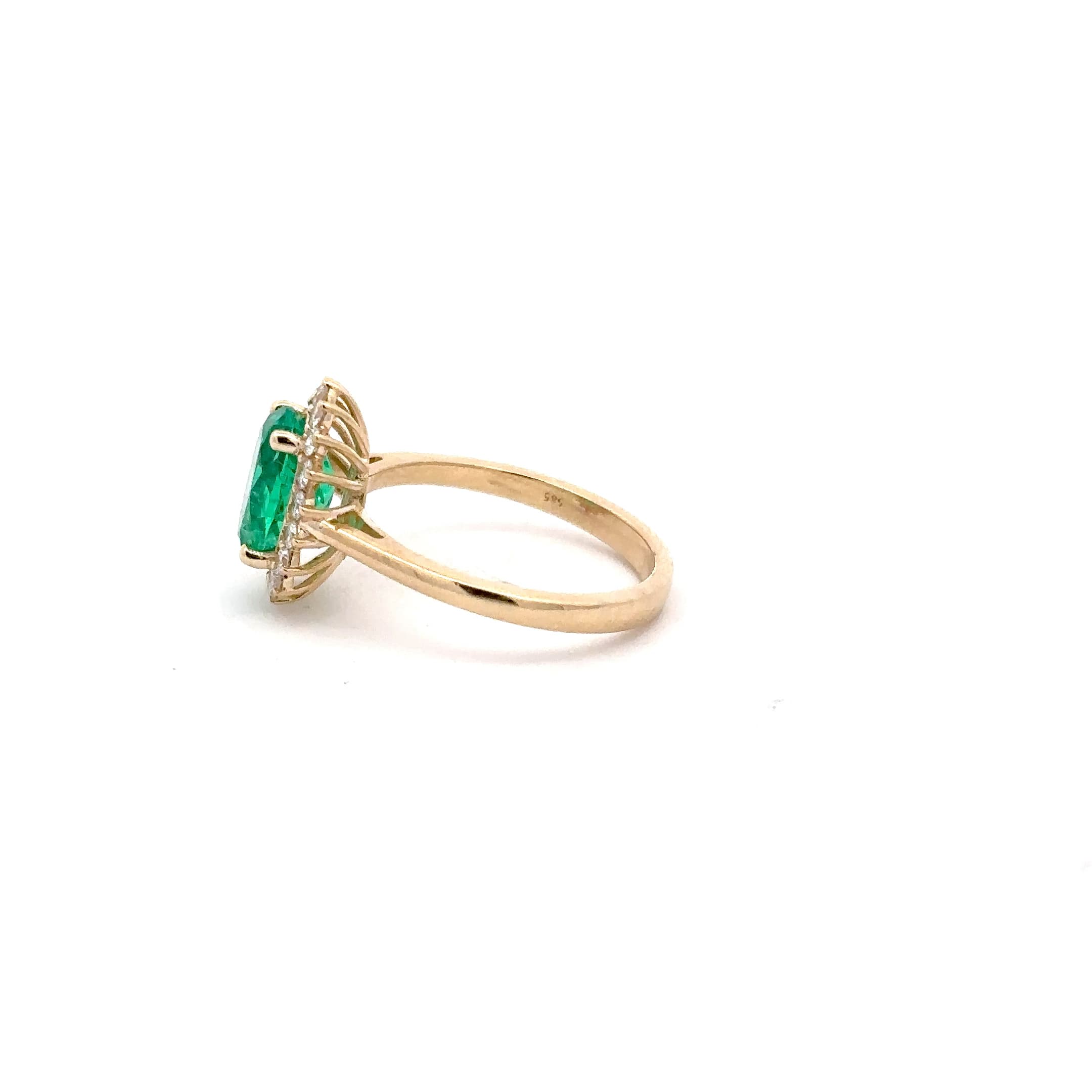 Oval Emerald Halo Cocktail Ring in Yellow Gold 3