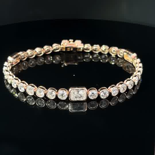 G.wt- 13.31g. D.wt- 11.46cts