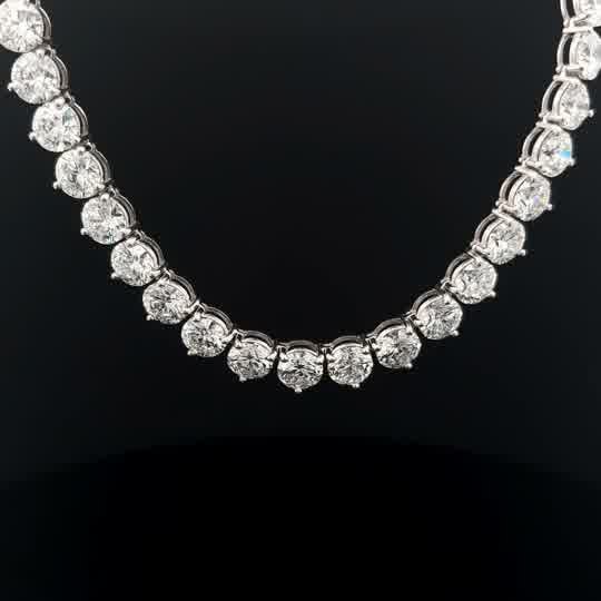 Round Diamond Tennis Necklace in White Gold
