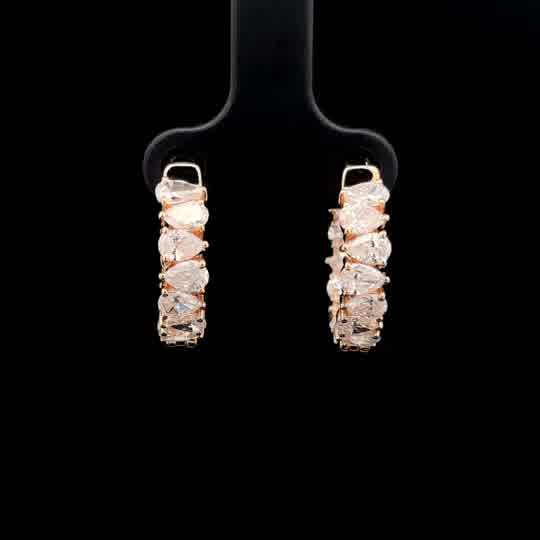 Pear-Cut Diamond Hoop Earrings in Yellow Gold